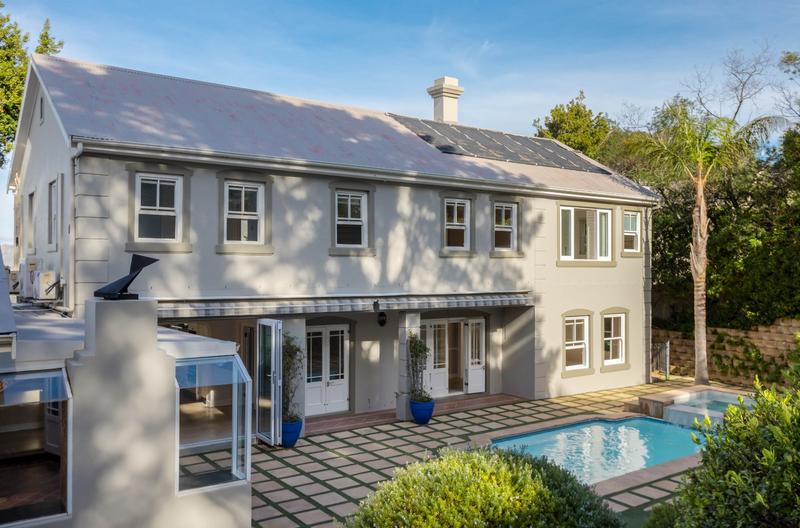 5 Bedroom Property for Sale in Ruyteplaats Western Cape